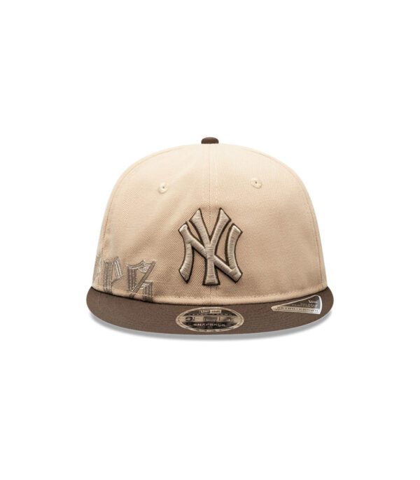 Gorra 9Fifty MLB New York Yankees Gothic Script Beige